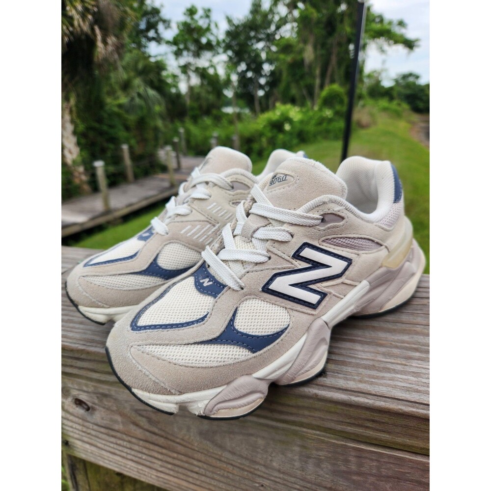 New Balance 9060 Little Kids' Lace Leather Beige Cream Sneakers Shoes Size 2 - Picture 4 of 15